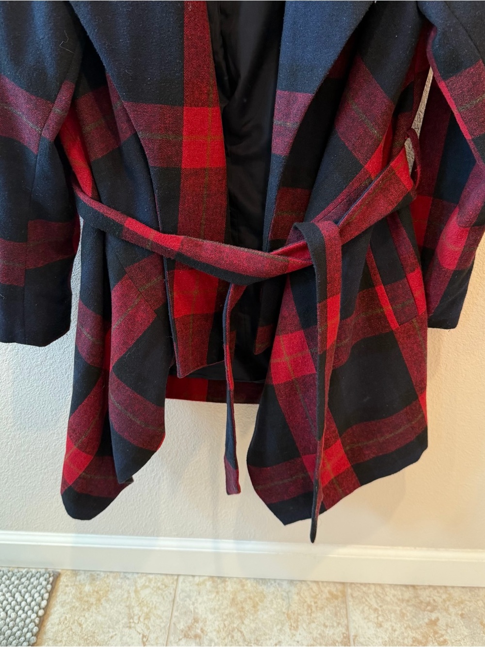 MATTY M Plaid Jacket - Picture 4 of 8